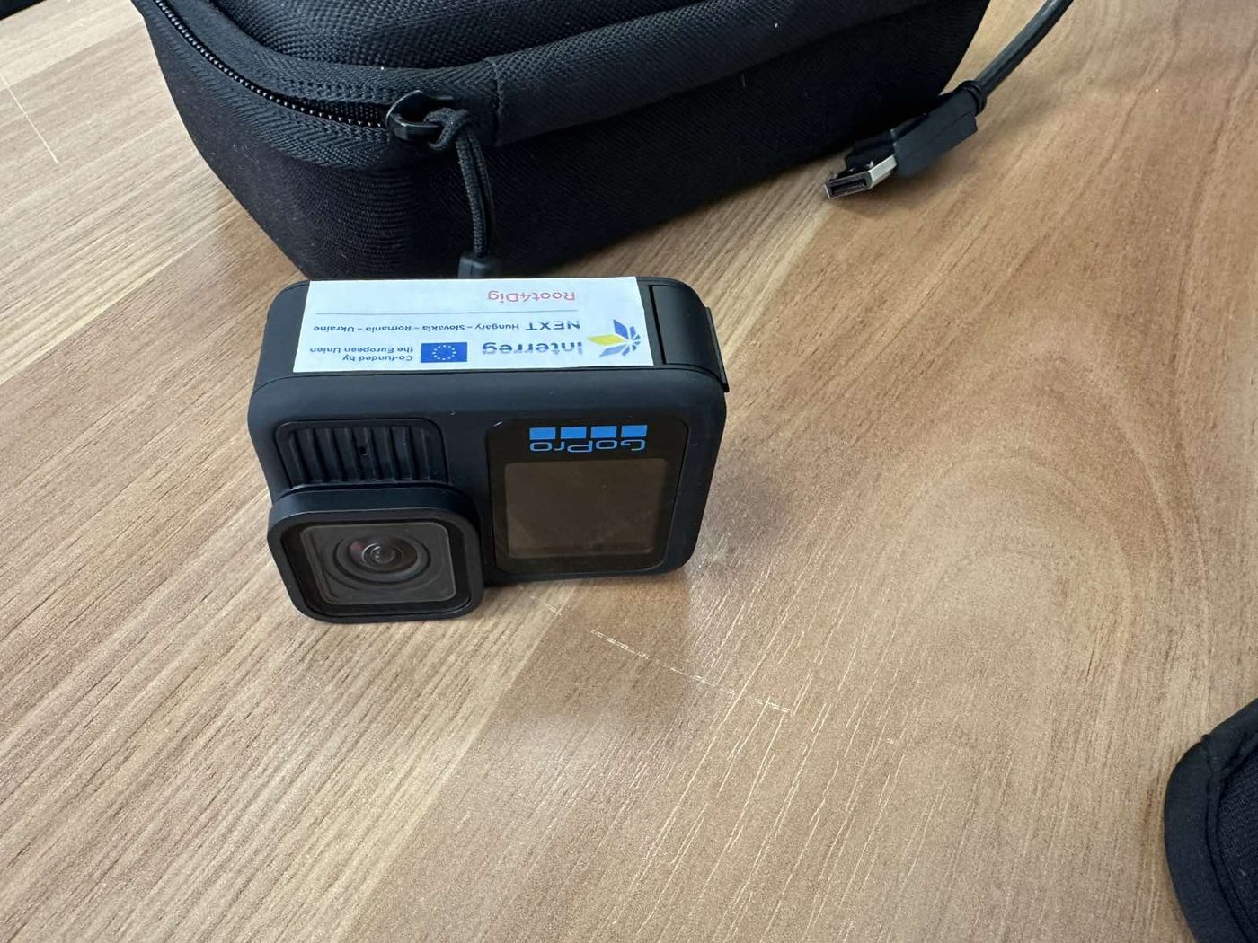Camere video 360 și action cam